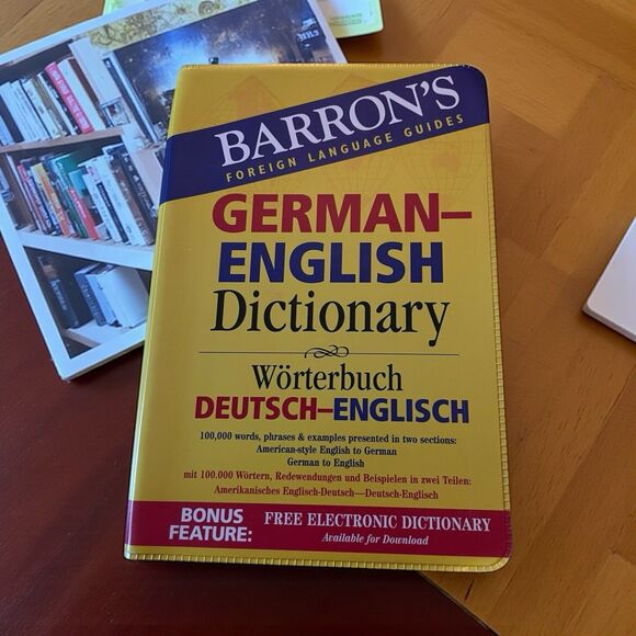 Barron's German-English Dictionary: Worterbuch Deutsch-Englisch 2007 Vinyl Cover - Picture 1 of 5